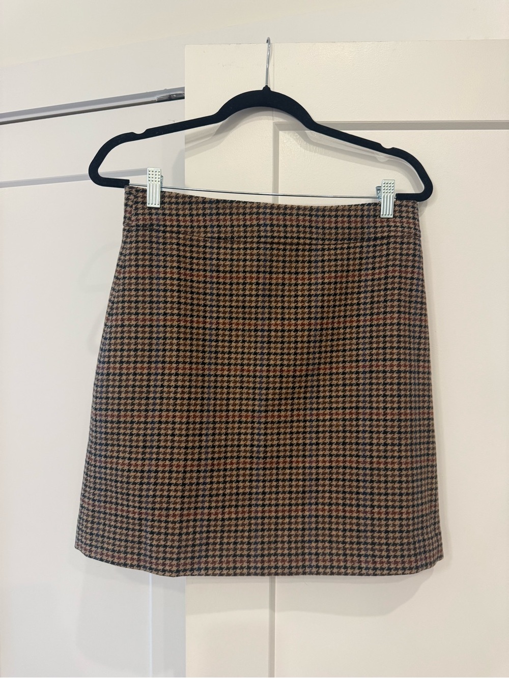 J. Crew Mini Houndstooth Skirt in Brown and Tan - Picture 3 of 4